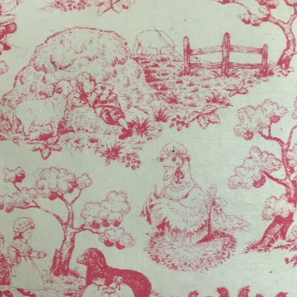 Nursery Rhyme Toille Pillow - Picture 7 of 8